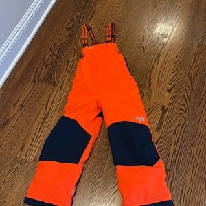 Helly Hansen size 7 snow pants.   Great condition!